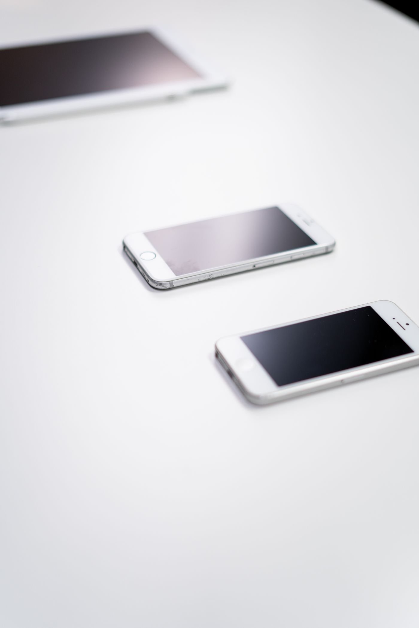 NovaTech X1 5G smartphone front view